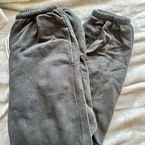black brandy melville sweatpants